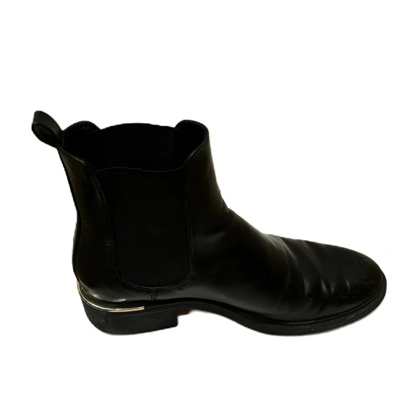 Zara Women’s Black Faux Leather Chelsea Boots Booties Size 40 - Picture 7 of 14
